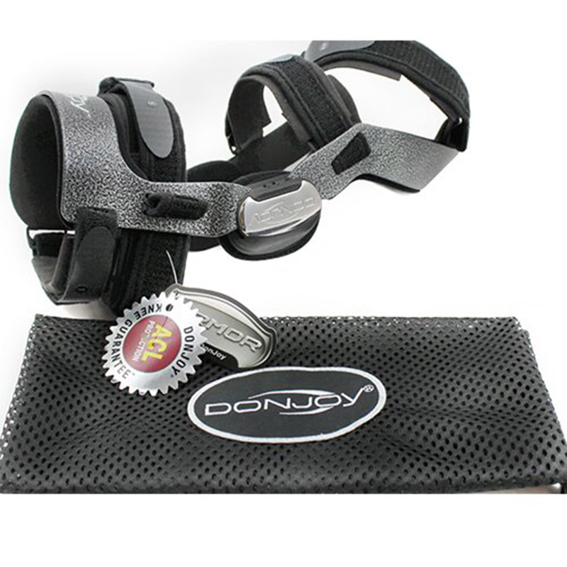 Donjoy Armor Knee Brace with Fourcepoint